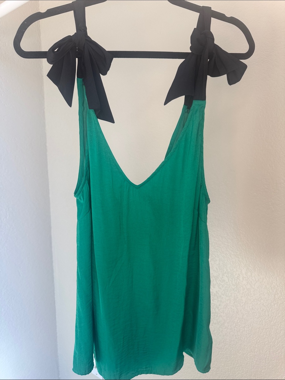 Who What Wear Green V-Neck Camisole with Black Tie Straps